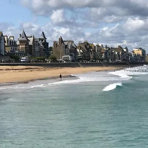 Appartement Ideal-à 1 Mn Plage/sillon -jardin Privé- 1/6 Pers, Saint-Malo